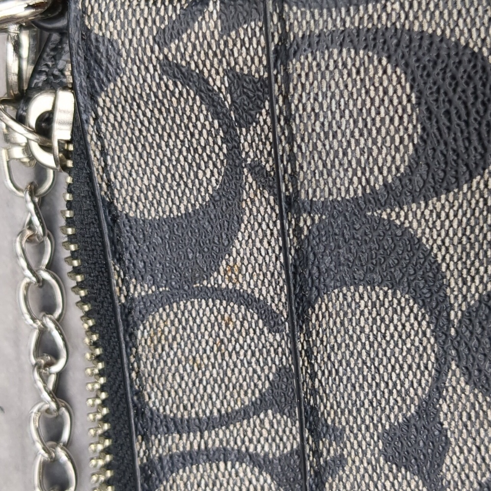 Coach canvas bag with removable pouch - Picture 15 of 16